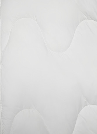 Короткая утеплённая куртка