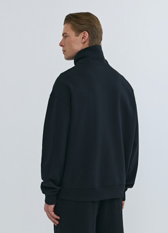 Толстовка с воротником-стойкой на молнии