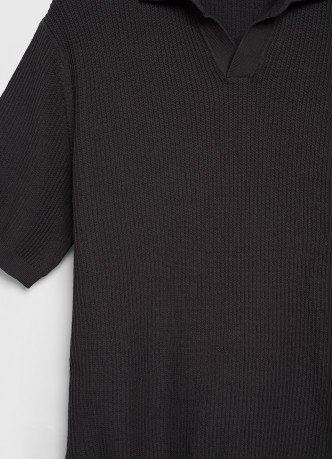 Поло из текстурной ткани