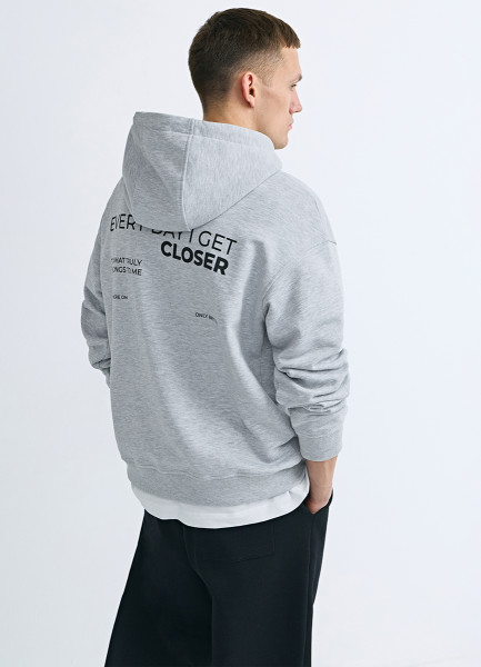 Худи с текстовым принтом Серый 4599₽