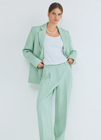 Брюки прямого силуэта со стрелками