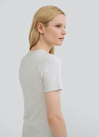 Футболка в рубчик