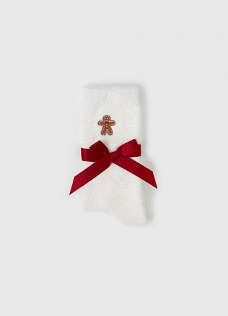 Пушистые носки с вышивкой