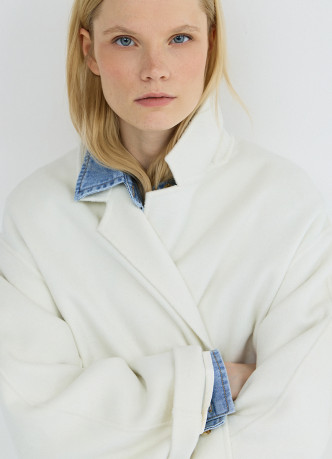 Легкое пальто