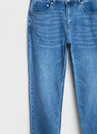 Джинсы Slim из лёгкого денима