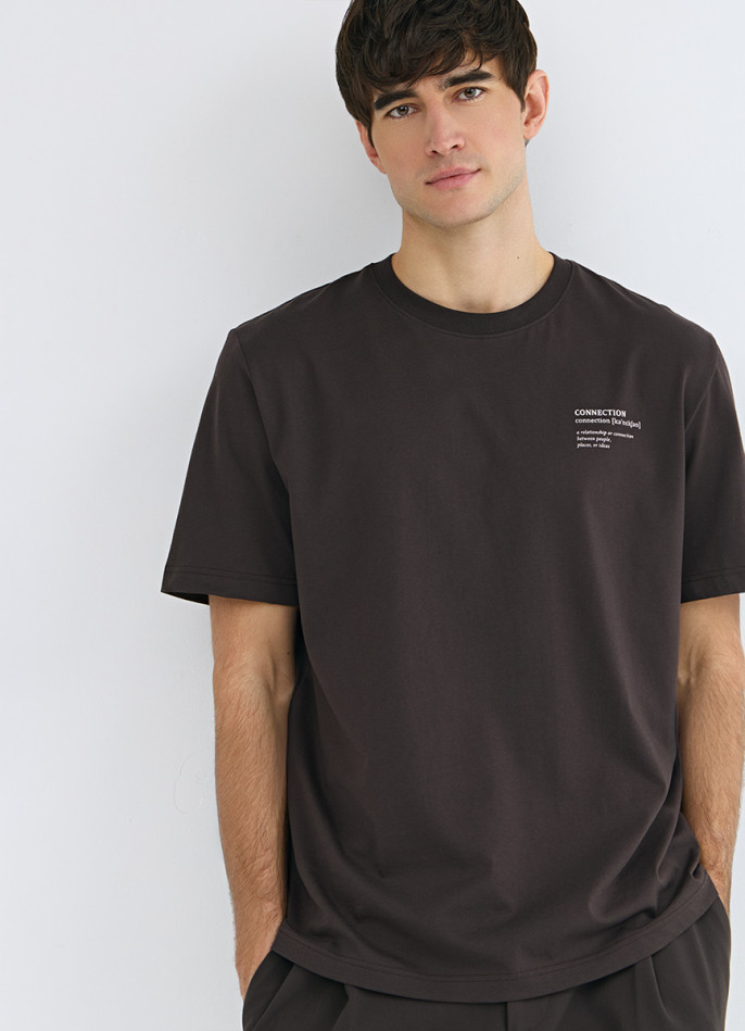 Футболка с принтом