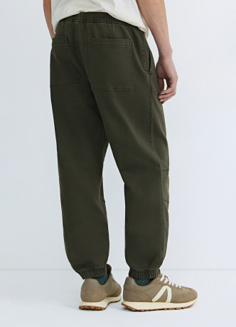 Джоггеры из эластичной ткани