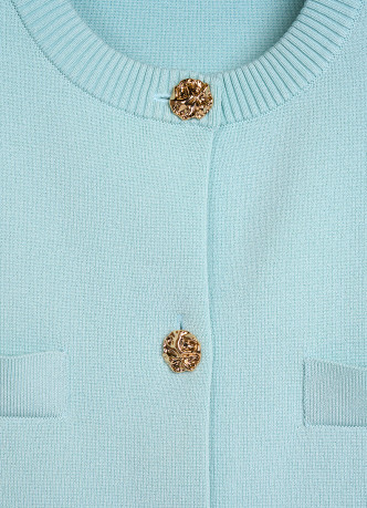 Кардиган с карманами и золотыми пуговицами