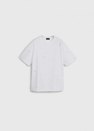 Футболка с цветочным декором из пайеток