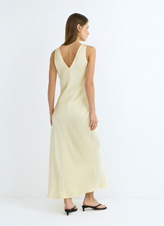 Сатиновое платье с кружевом