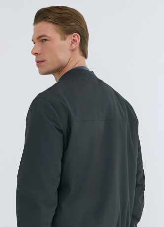 Утеплённый бомбер