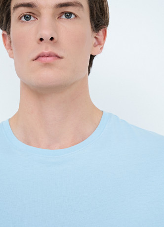 Базовая футболка