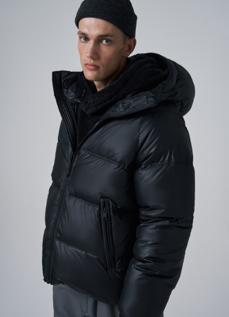 Пуховик с утеплителем из натурального пуха