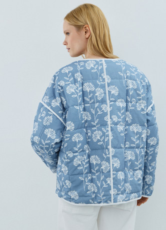 Легкая стеганая куртка