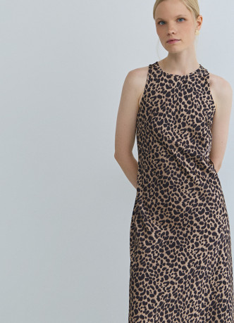 Сатиновое платье с американской проймой