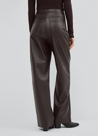Прямые брюки из искусственной кожи