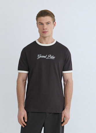 Футболка с текстовым принтом