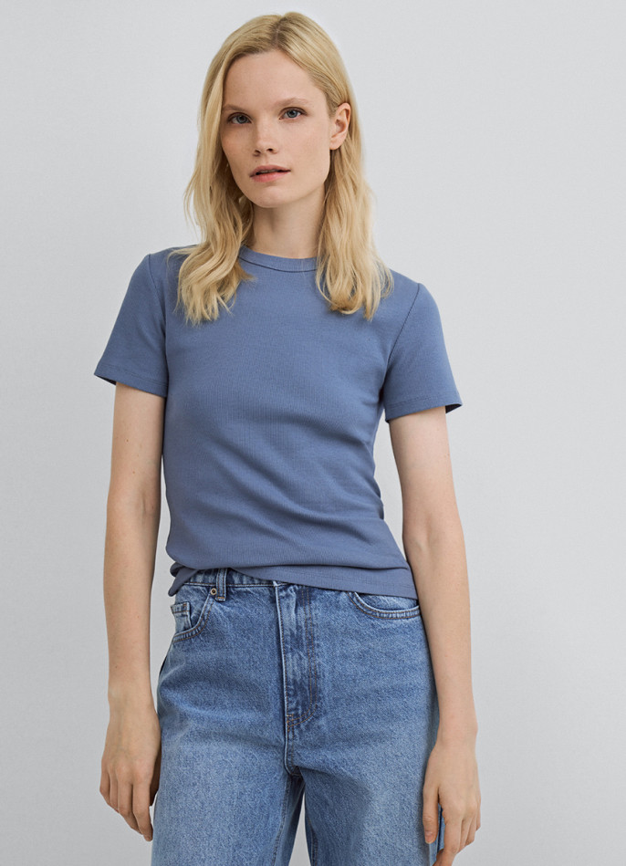 Футболка в рубчик