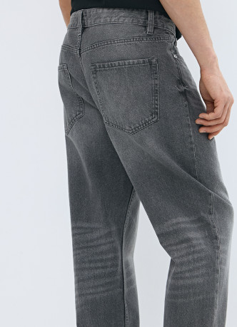 Зауженные джинсы Tapered