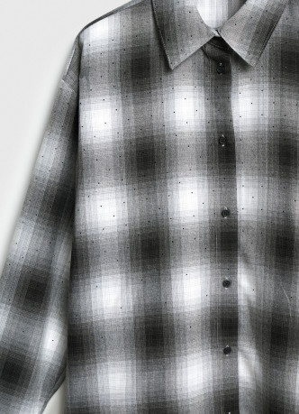 Рубашка в клетку со стразами