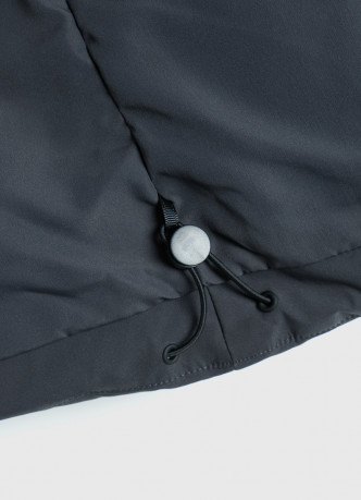 Утеплённая куртка с капюшоном