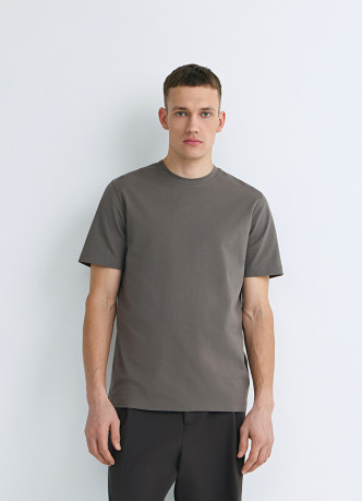 Базовая футболка