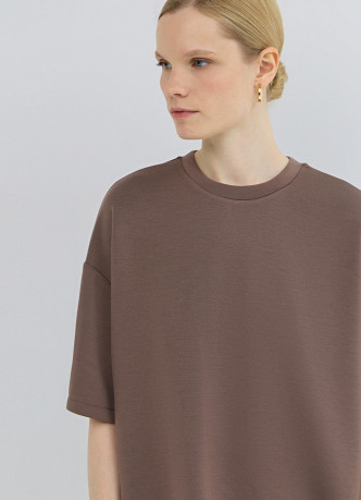 Футболка оверсайз с разрезами