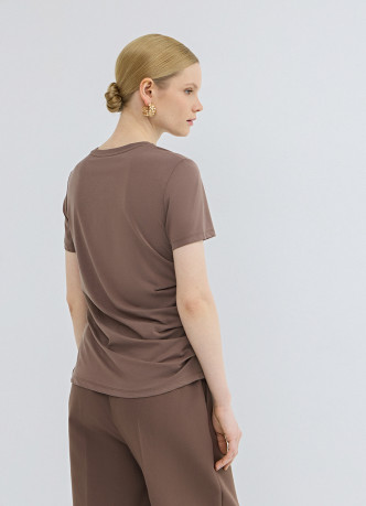 Футболка с драпировкой