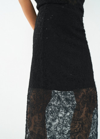 Полупрозрачная ажурная юбка миди