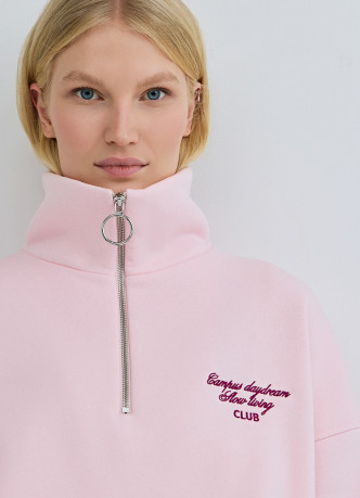 Свитшот с принтом и воротником на молнии