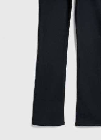 Расклёшенные утеплённые джинсы