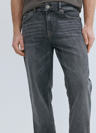 Зауженные джинсы Slim