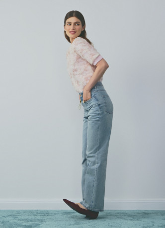 Прямые джинсы с брелоком