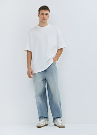 Футболка из плотного хлопка с карманом