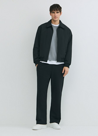 Утеплённый бомбер с отложным воротником