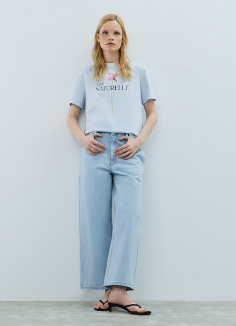 Футболка с цветочным принтом