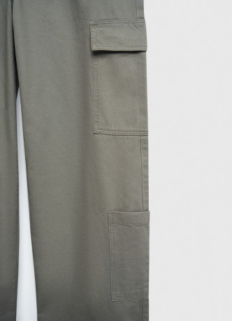 Хлопковые брюки карго с накладными карманами