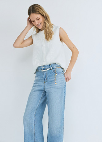 Трикотажный жилет с цветочной вышивкой