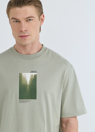 Футболка с принтом