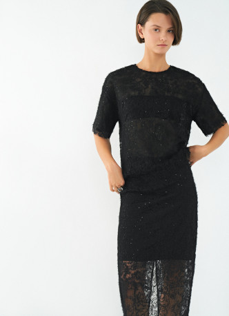 Полупрозрачная ажурная футболка