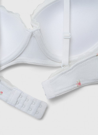 Бюстгальтер с формованными чашками