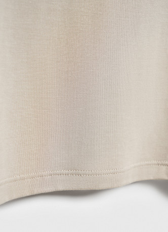 Лонгслив с содержанием модала и шёлка