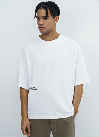 Объёмная футболка с принтом