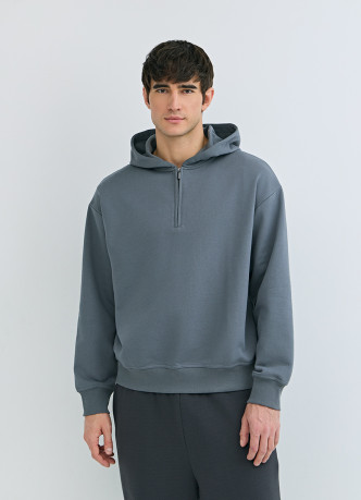 Толстовка на молнии с капюшоном