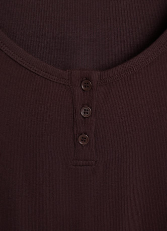 Футболка хенли из вискозы