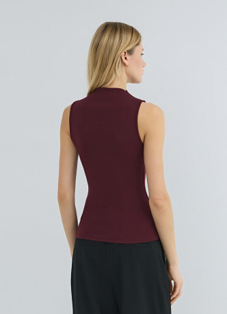 Топ из хлопка и модала с воротником-стойкой