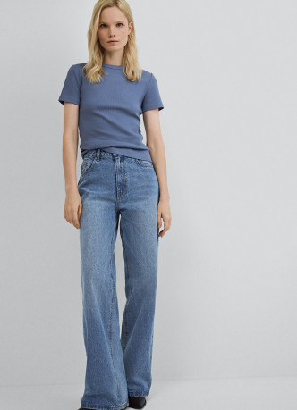 Футболка в рубчик