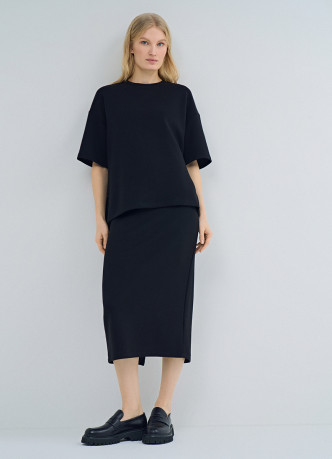 Футболка оверсайз с разрезами