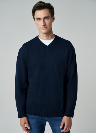 Джемпер c V-образным вырезом