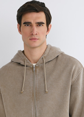 Толстовка на молнии с эффектом стирки